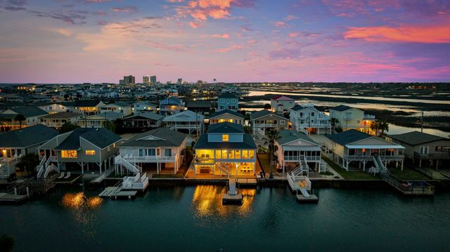 336 51st Ave. N, North Myrtle Beach, SC 29582