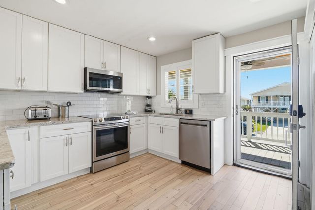 336 51st Ave. N, North Myrtle Beach, SC 29582