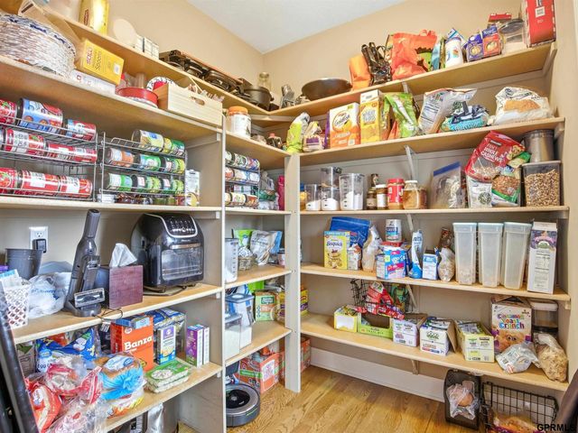 10106 S 123rd Avenue, Papillion, NE 68046