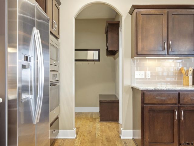 10106 S 123rd Avenue, Papillion, NE 68046