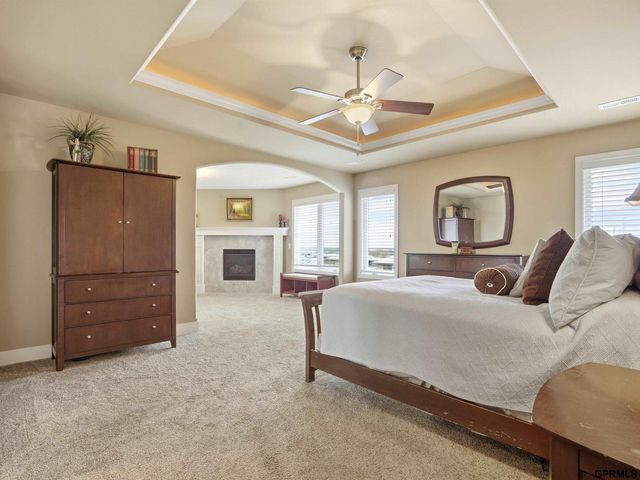 10106 S 123rd Avenue, Papillion, NE 68046