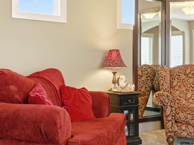 10106 S 123rd Avenue, Papillion, NE 68046