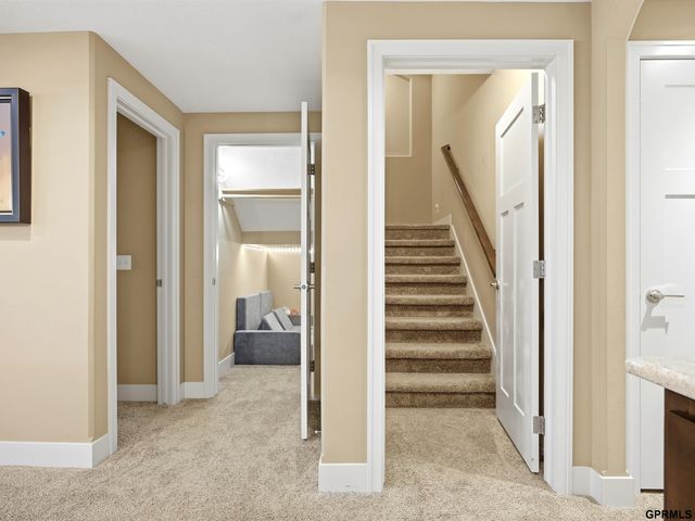 10106 S 123rd Avenue, Papillion, NE 68046