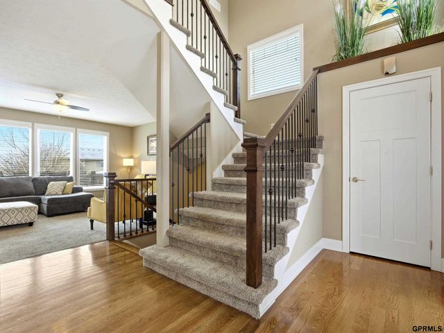 10106 S 123rd Avenue, Papillion, NE 68046