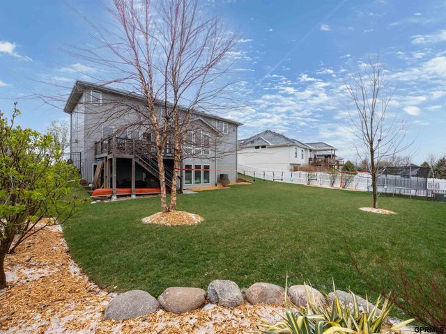 10106 S 123rd Avenue, Papillion, NE 68046