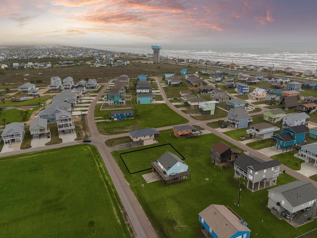 23007 Miramar, Galveston, TX 77554