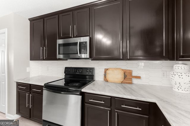502 Timberwind Drive, Byron, GA 31008