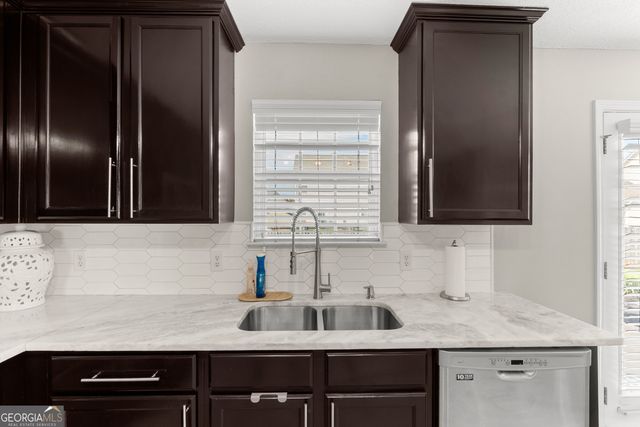 502 Timberwind Drive, Byron, GA 31008