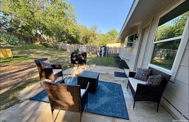 143 OAK VALLEY DR, San Antonio, TX 78227