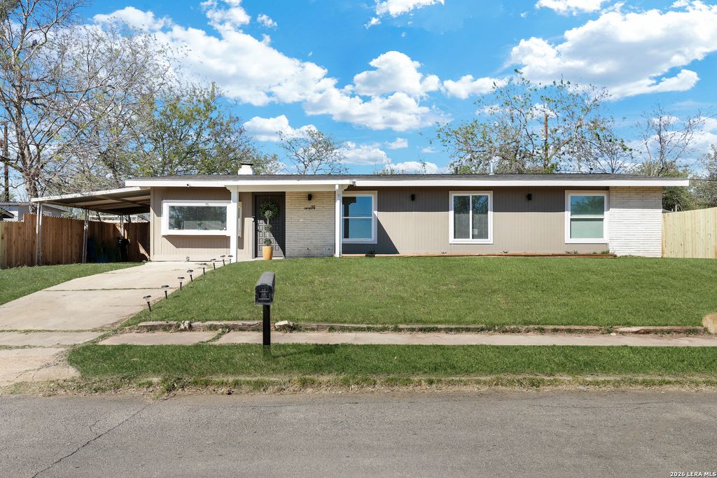 143 OAK VALLEY DR, San Antonio, TX 78227
