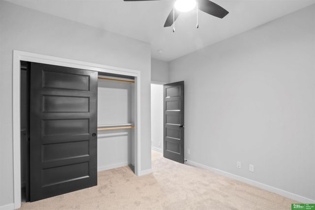 5432 N 213th Street, Elkhorn, NE 68022