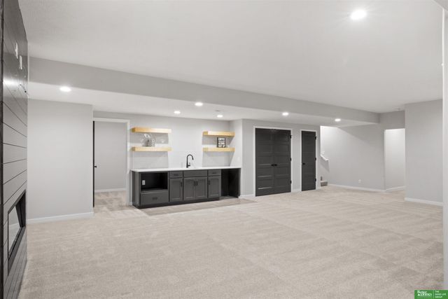 5432 N 213th Street, Elkhorn, NE 68022