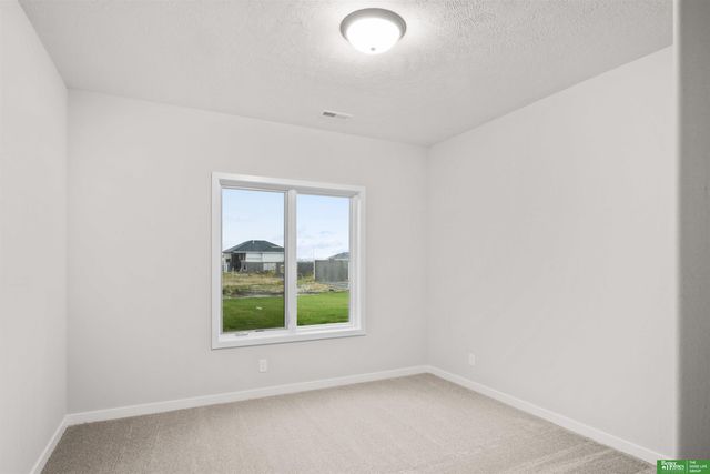5432 N 213th Street, Elkhorn, NE 68022