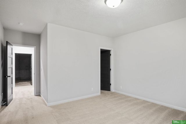 5432 N 213th Street, Elkhorn, NE 68022