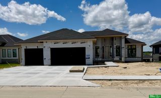 5432 N 213th Street, Elkhorn, NE 68022