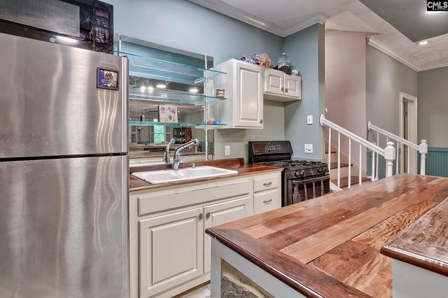 130 Orchard Place Court, Lexington, SC 29072