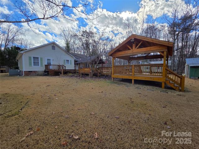 256 Georgewoods Drive, Dallas, NC 28034