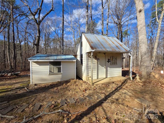 256 Georgewoods Drive, Dallas, NC 28034