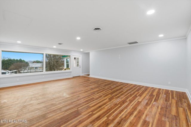 1312 Park St, Sweetwater, TN 37874