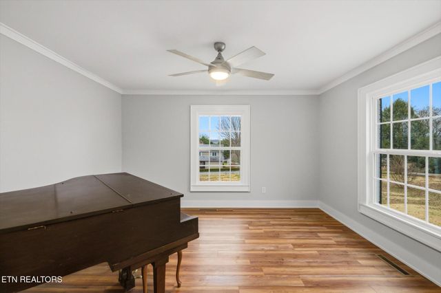 1312 Park St, Sweetwater, TN 37874