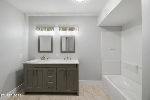 1312 Park St, Sweetwater, TN 37874