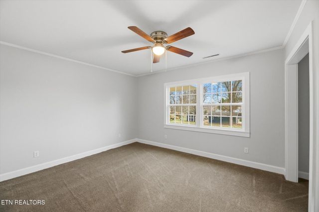 1312 Park St, Sweetwater, TN 37874