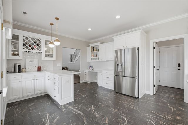 5732 S Chanberry Lane, Rogers, AR 72758