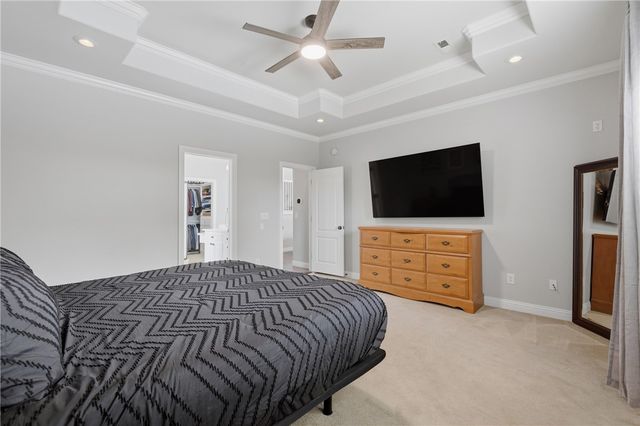 5732 S Chanberry Lane, Rogers, AR 72758