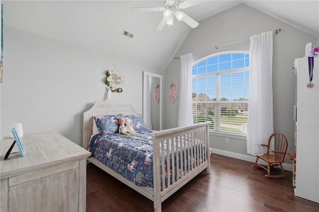 5732 S Chanberry Lane, Rogers, AR 72758
