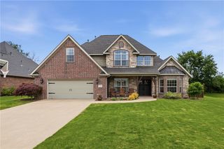 5732 S Chanberry Lane, Rogers, AR 72758