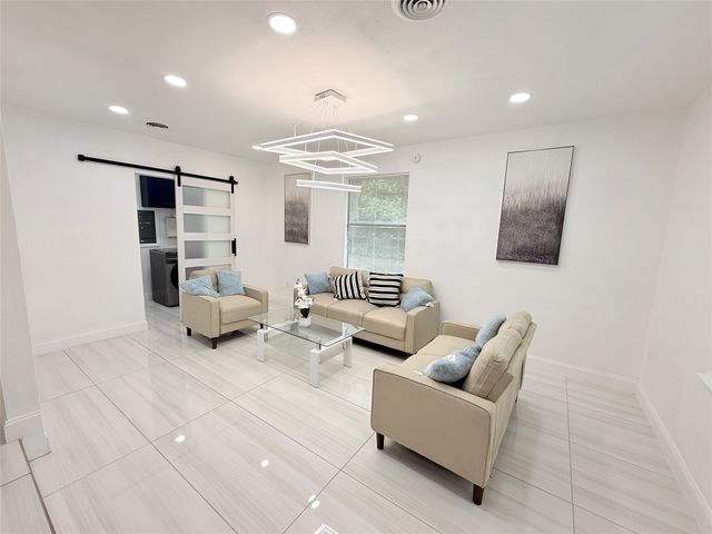 2138 Cambridge Drive, Irving, TX 75061