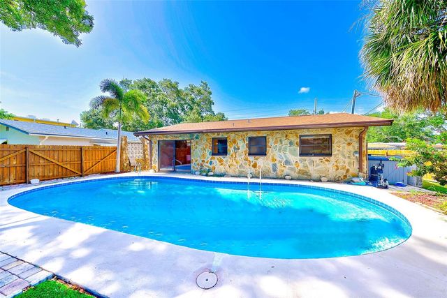 3471 14TH AVENUE N, St Petersburg, FL 33713