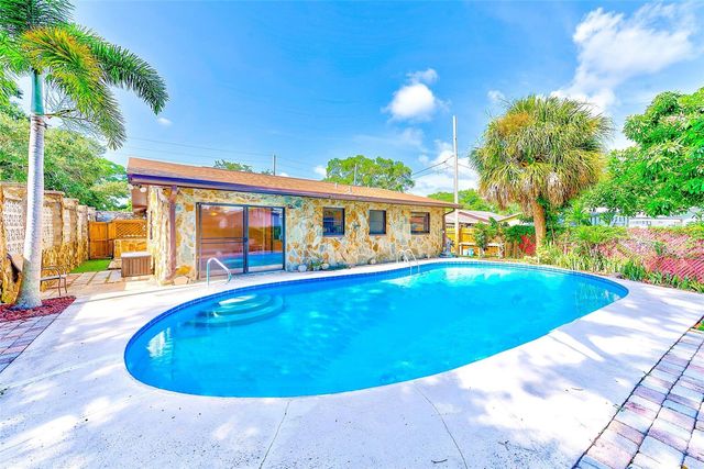 3471 14TH AVENUE N, St Petersburg, FL 33713