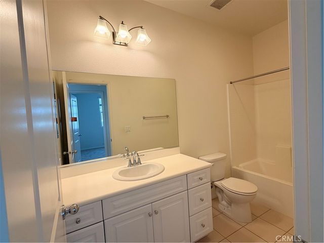 153 Fixie, Irvine, CA 92618