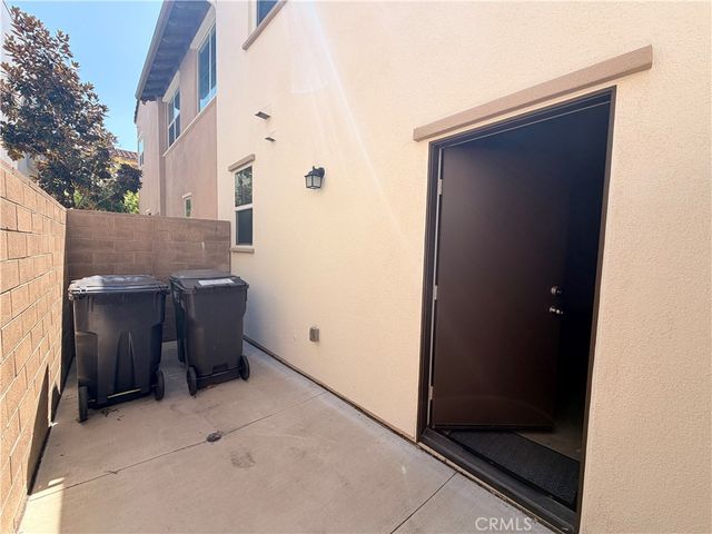 153 Fixie, Irvine, CA 92618