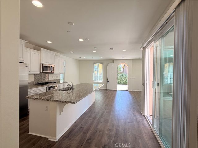 153 Fixie, Irvine, CA 92618