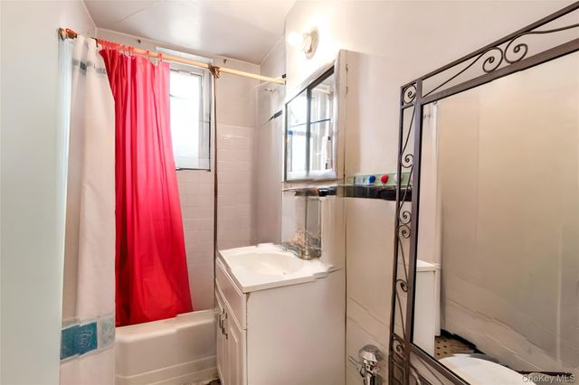 55-05 Woodside Avenue 612, Woodside, NY 11377