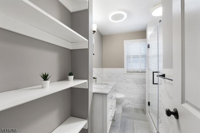 1716 Kenyon Ave, South Plainfield Boro, NJ 07080