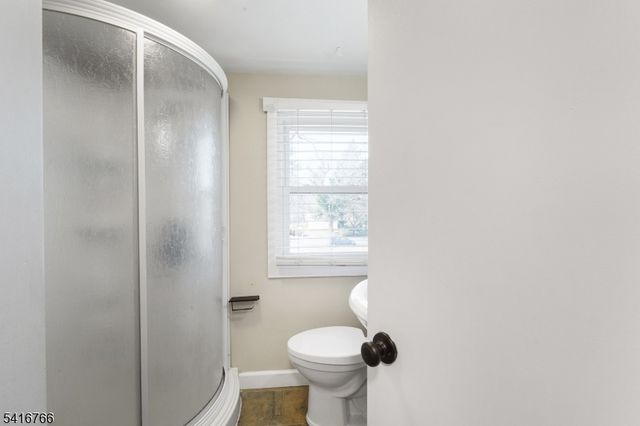 1716 Kenyon Ave, South Plainfield Boro, NJ 07080