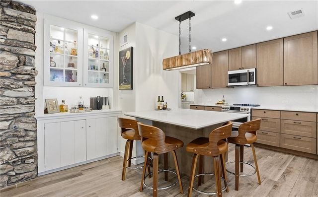 2612 N Louise Street, Santa Ana, CA 92706