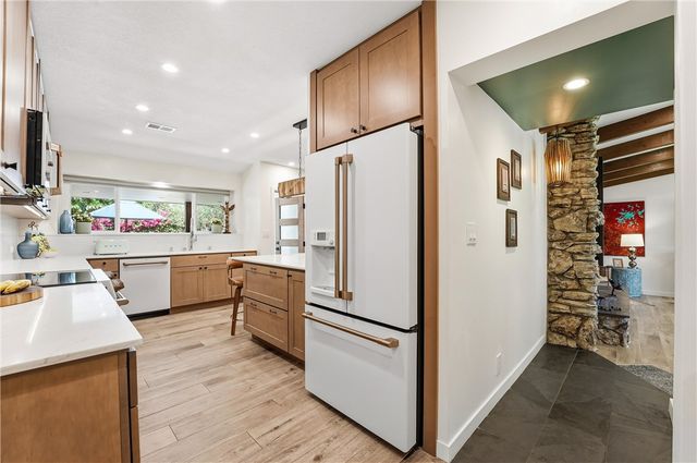 2612 N Louise Street, Santa Ana, CA 92706