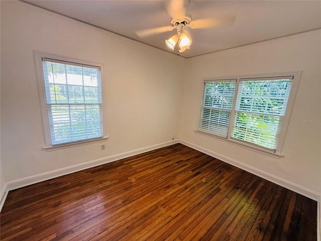 745 NE 10TH AVENUE, Gainesville, FL 32601