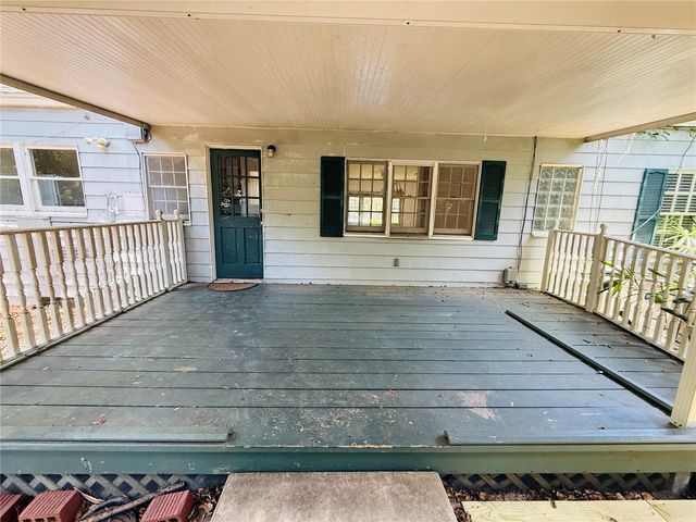 745 NE 10TH AVENUE, Gainesville, FL 32601