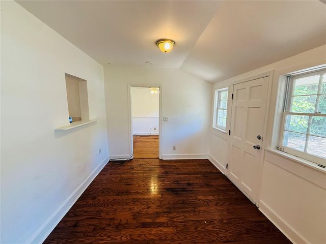 745 NE 10TH AVENUE, Gainesville, FL 32601