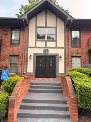 6851 Roswell Road J2, Sandy Springs, GA 30328