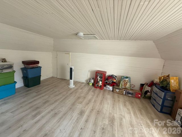 304 Main Avenue W, Hildebran, NC 28637