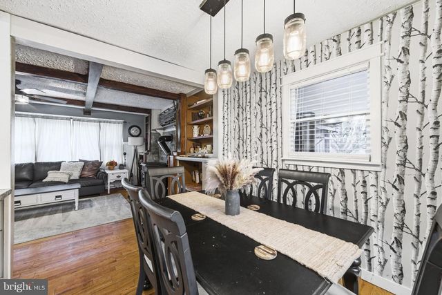 7106 ROBINWOOD DR, Tobyhanna, PA 18466