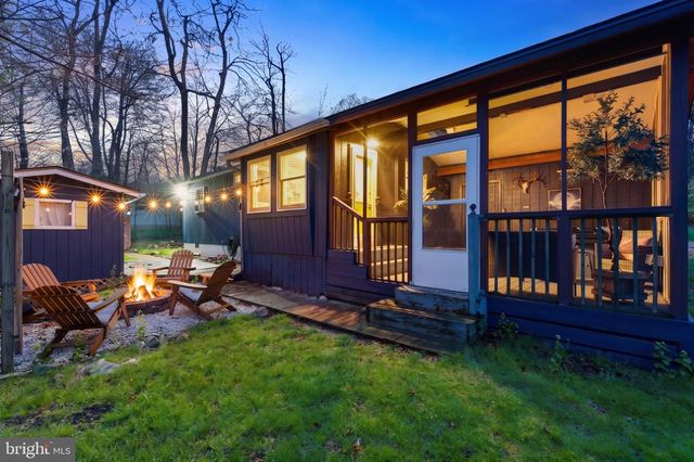 7106 ROBINWOOD DR, Tobyhanna, PA 18466