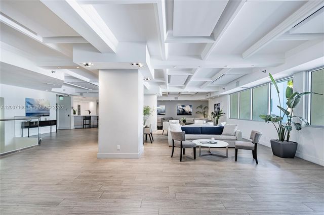 100 LINCOLN RD 944, Miami Beach, FL 33139