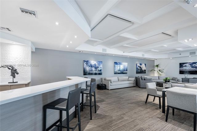 100 LINCOLN RD 944, Miami Beach, FL 33139